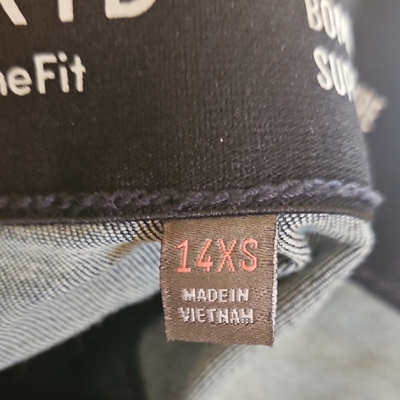 Torrid Flared Jeans - Picture 4 of 8